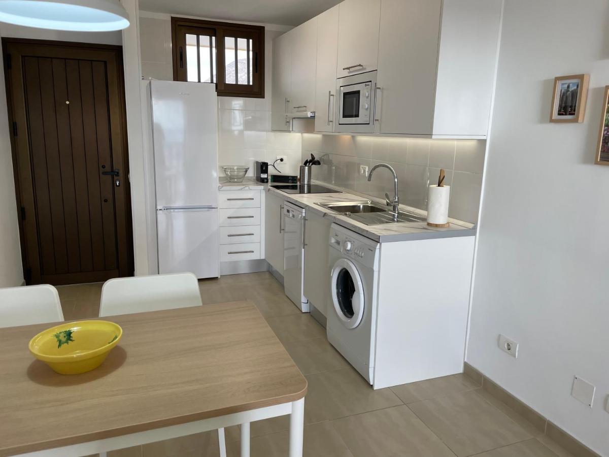 Achacay Sunset Apartment Los Cristianos  Esterno foto