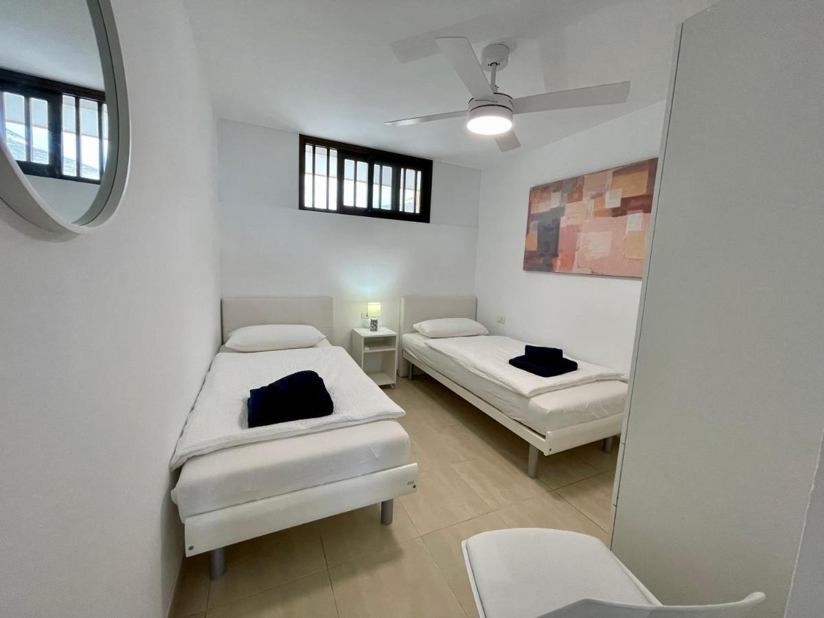Achacay Sunset Apartment Los Cristianos  Esterno foto